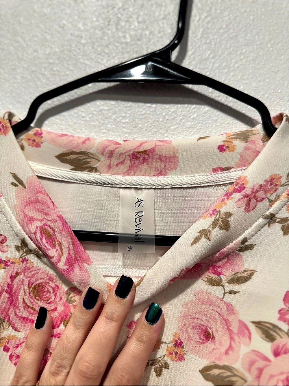 AS Revival Floral Supersoft Crew Pullover Sweatshirt M NWOT - Picture 3 of 6